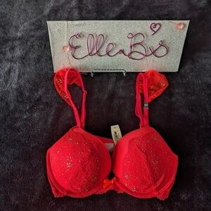 NWT Victoria's Secret Embellished Dream Angels Push Up Bra 32D